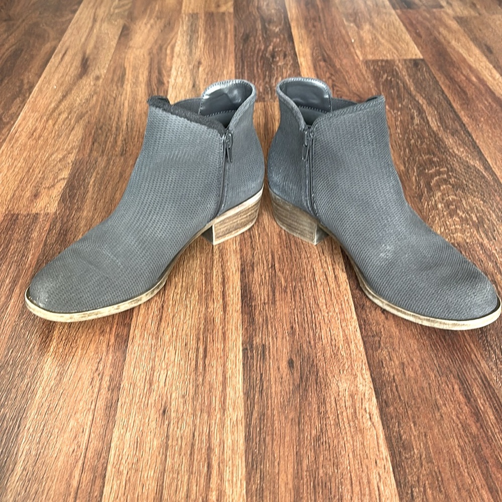 Kensie Gerona Ankle Boots